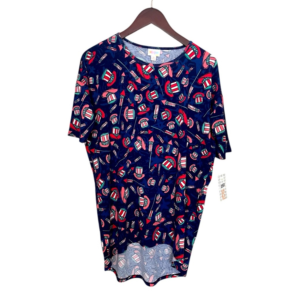 NWT🌺LuLaRoe•USA 4th of July Irma Tunic Top